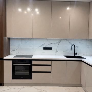 Університетська вул., 3/15