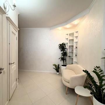 Літературна вул., 1а