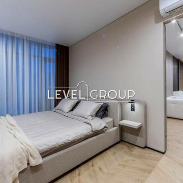 Андрія Верхогляда вул. (Михайла Драгомирова), 17-В