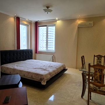 Середньофонтанська вул., 19-А