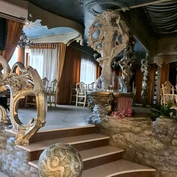 Університетська вул., 21