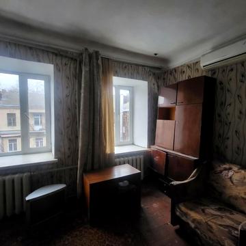 Богдана Хмельницького вул., 33