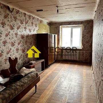 Тролейбусна вул., 12