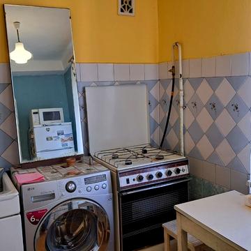 Івана Микитенка вул., 21