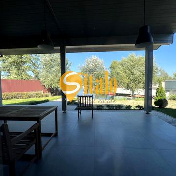 Центральна вул.