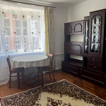 Гната Хоткевича вул., 44/3