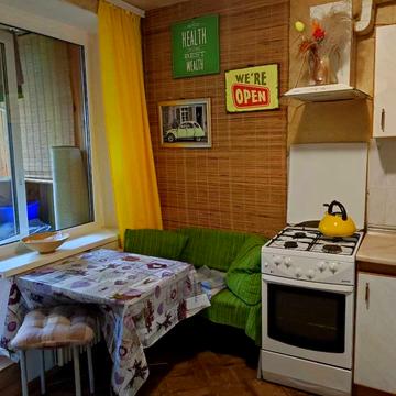 Петра Калнишевського вул. (Михайла Майорова), 5