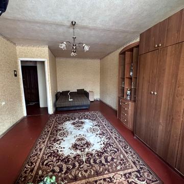 Червоної Калини просп. (Володимира Маяковського), 8-А