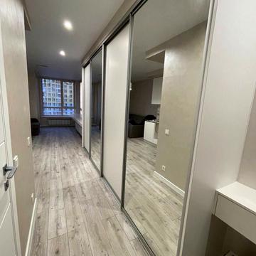 Кадетський Гай вул., 12