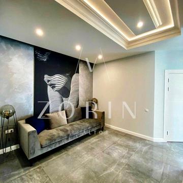 Сімферопольська вул., 2-М