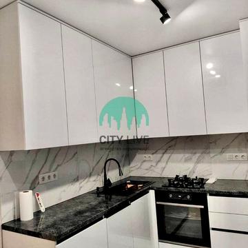 Олександра Довженка вул., (Будинок 11)