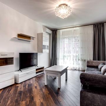 Вячеслава Чорновола просп. (), 16з