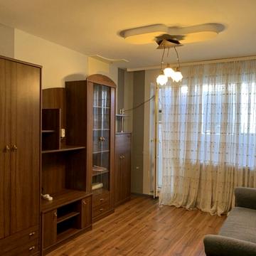 Десантний бульв., 6