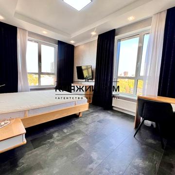 Лесі Українки бульв., 7-В