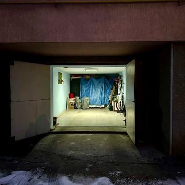 Степана Бандери вул., 12б