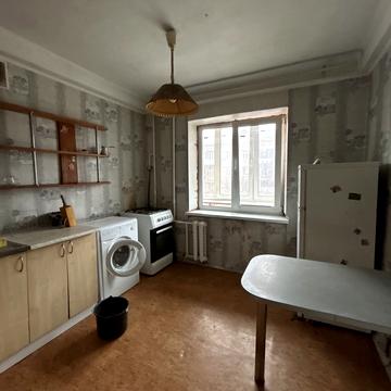 Автозаводська вул., 27