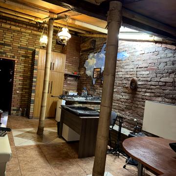 Харківська вул., 3