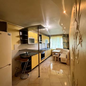 Пасічна вул., 62а