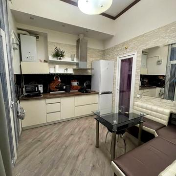 Канатна вул., 15