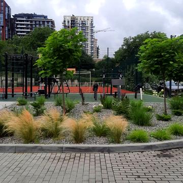 І. Богуна вул., 27-В