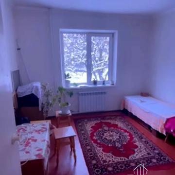 Докії Гуменної вул. (Юрія Смолича), 4