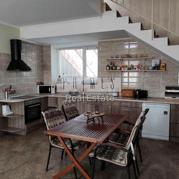 Виноградна вул.