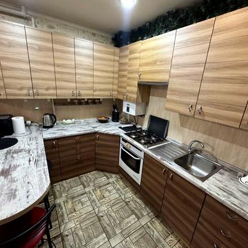 Молодіжна вул., 11-В