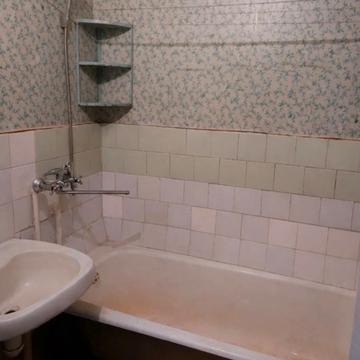 Сержа Лифаря вул. (Олександра Сабурова), 16