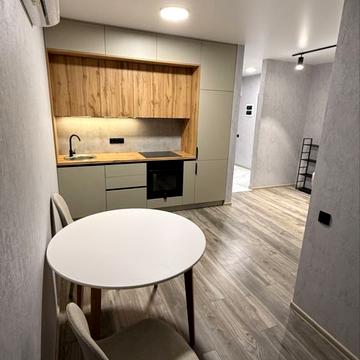 Івана Виговського вул. (Маршала Гречка), 42