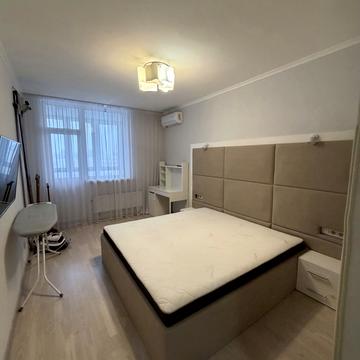 Авіаконструктора Ігоря Сікорського вул. (Танкова), 1