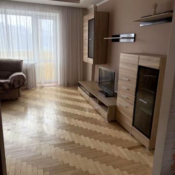 Чубинського вул., 4