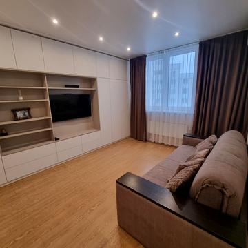 Авіаконструктора Ігоря Сікорського вул. (Танкова), 1-Б