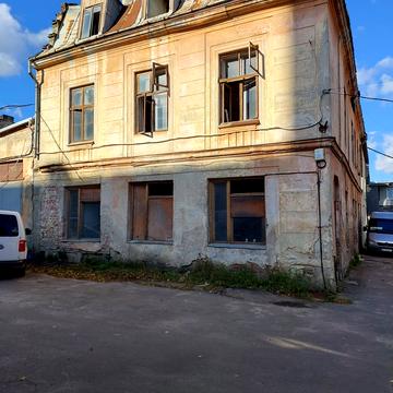 Ткацька вул., 29