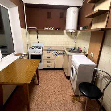 Івана Виговського вул. (Маршала Гречка), 8-А