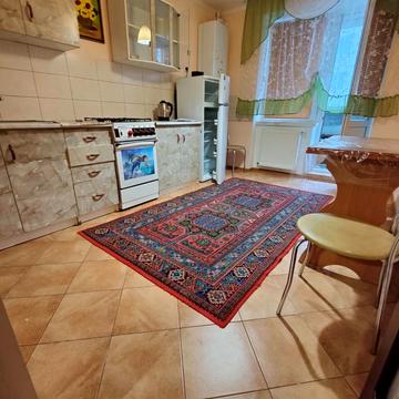 Зелена вул., 46