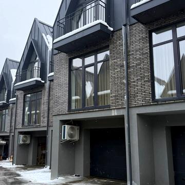 урочище Вишні вул., (Будинок)