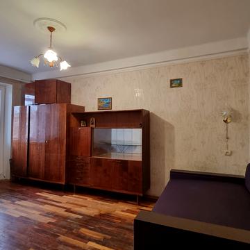 Вацлава Гавела бульв. (Івана Лепсе), 52