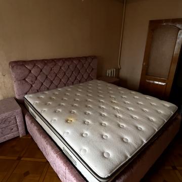 Академіка Корольова вул., 64а