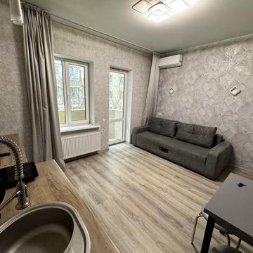 Сонячна вул., 4