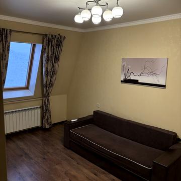 Добробутна вул., (Будинок 1)