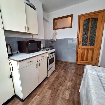 Наукова вул., 31