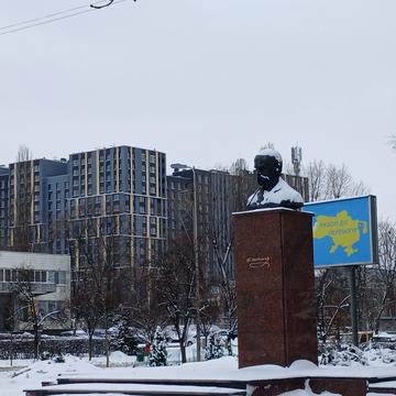 Паркова вул., 40