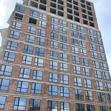 Івана Величковського вул., (Будинок 1)