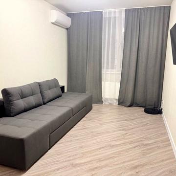 Свободи вул., 3-С