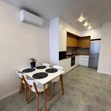 Карла Мікльоша вул., 20-Б