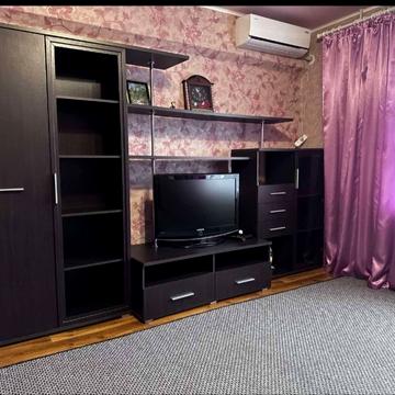 Квартальна вулиц вул. (Гладкова), 19