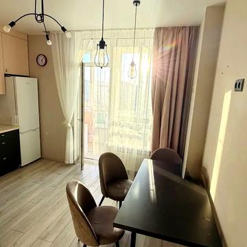 Каховська вул., 62-А