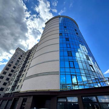 Староміська вул., 1