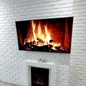 Європейського Союзу просп. (Правди), 45-Б