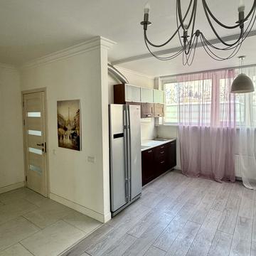 Сергія Данченка вул., 30